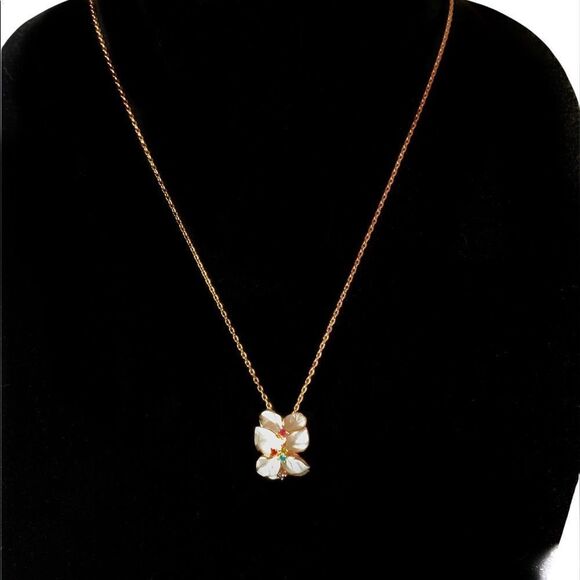 Rigant pearl enamel crystal floral petal pendant necklace extra fine gold chain - Picture 4 of 7